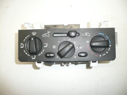 Ovládač kúrenia klimatizácie Citroën C2 C3 F664479W 6451KR
