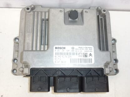 ECU Bosch MEV17.4 0261201505 9664738680