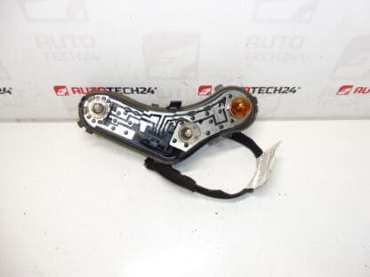 Objímka na žiarovku Peugeot 3008 9683460780 6351HC