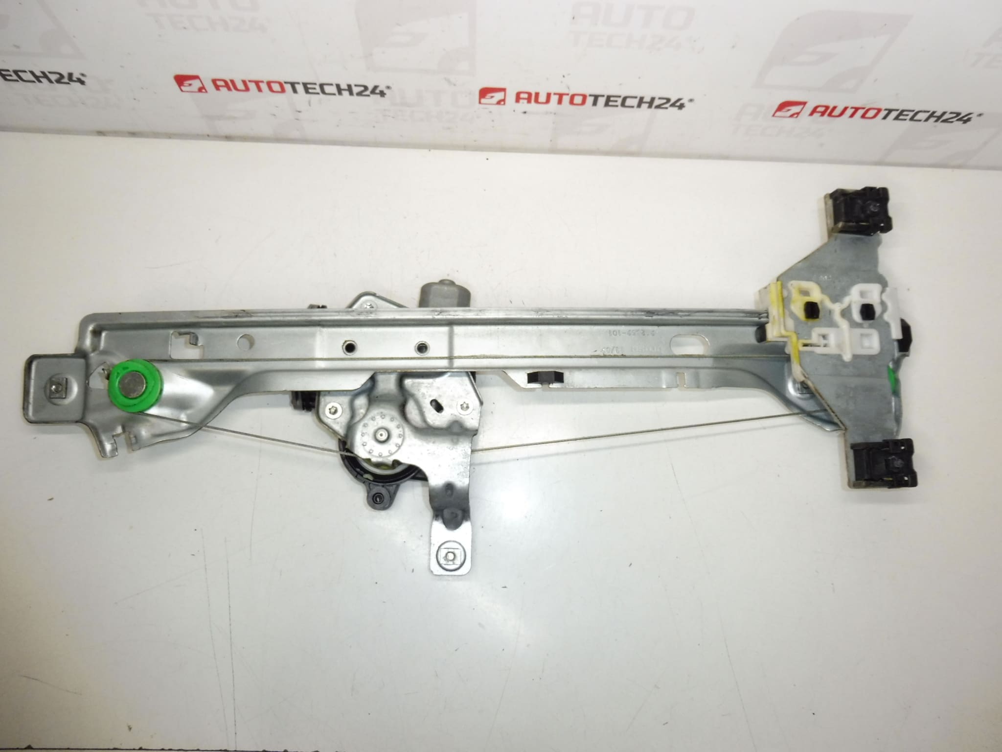 Mechanizmus pravého zadného okna Peugeot 3008 5008 9682808680 9224F6 – Obrázok 2