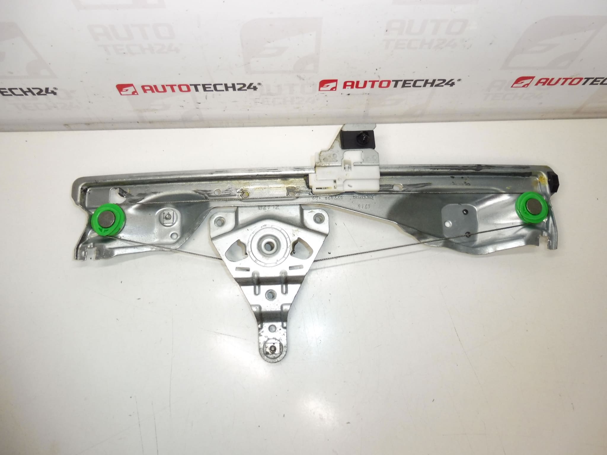 Peugeot 308 mechanizmus sťahovania pravého zadného okna 9675462980 9224E2 – Obrázok 2