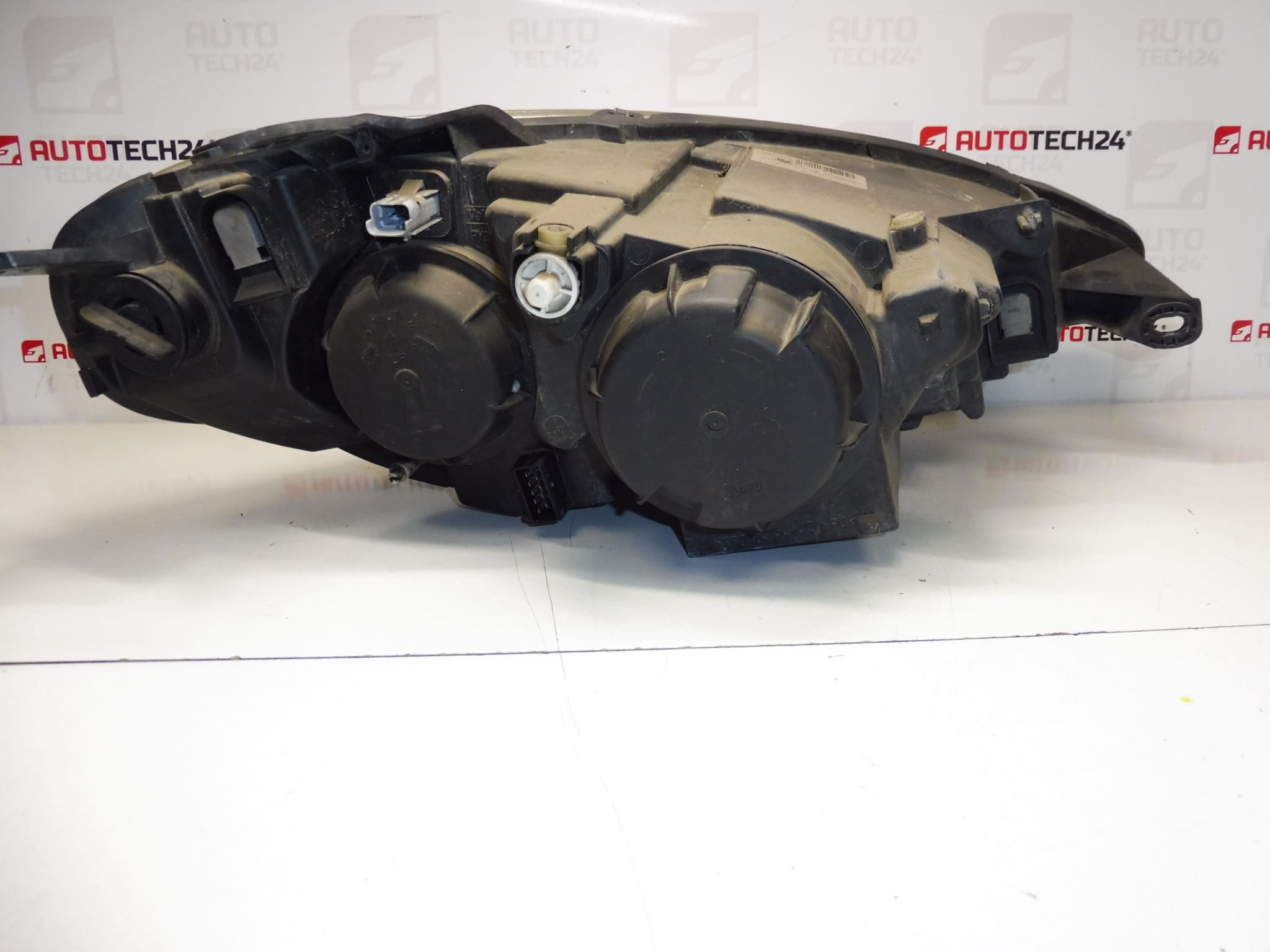 Peugeot 807 predný ľavý svetlomet 1400964380 89901574 6208F1 – Obrázok 2