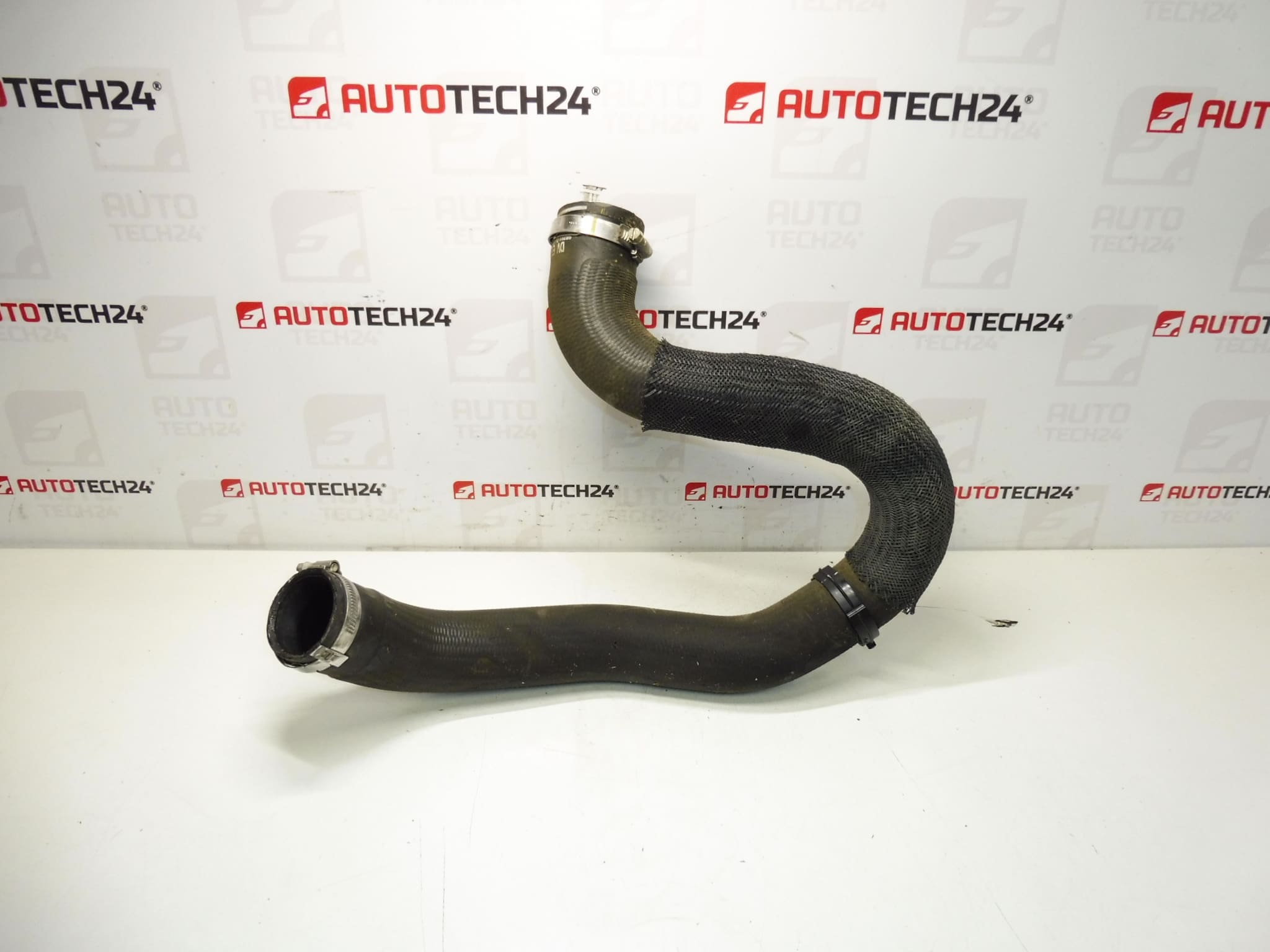 Prípojka vzduchu 1.5 HDI Citroën Peugeot 9820100780