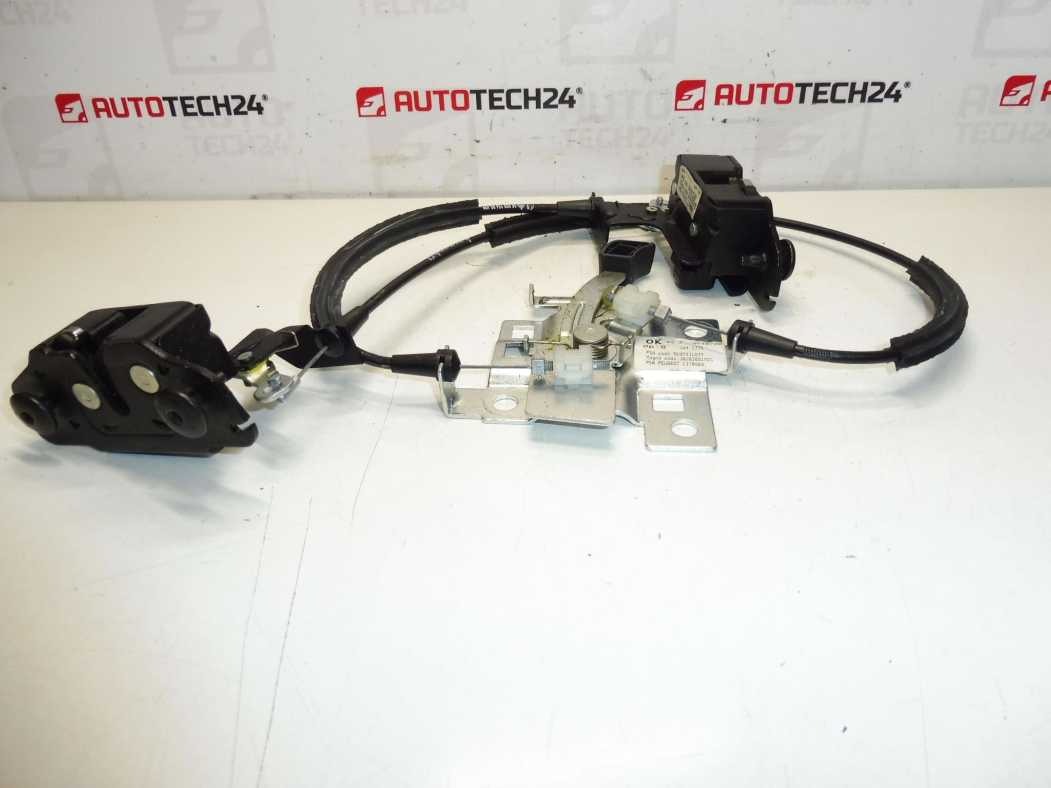 Sada zámkov zadného veka Peugeot 3008 9685931877 9685915280 – Obrázok 2